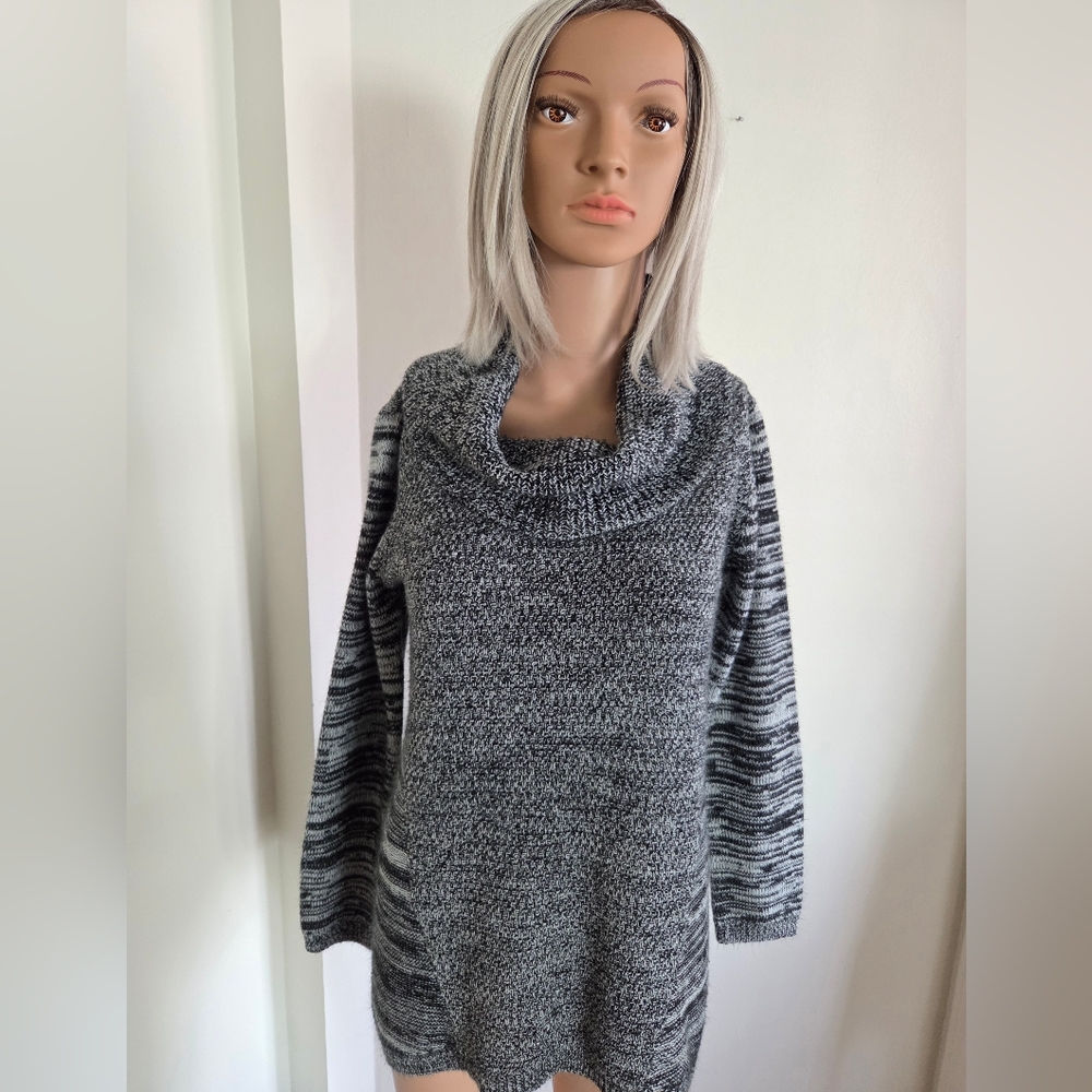 SOLD Womens Black & Gray Marbeled Cowl Neck Sweater Size L - Picture 2 of 7